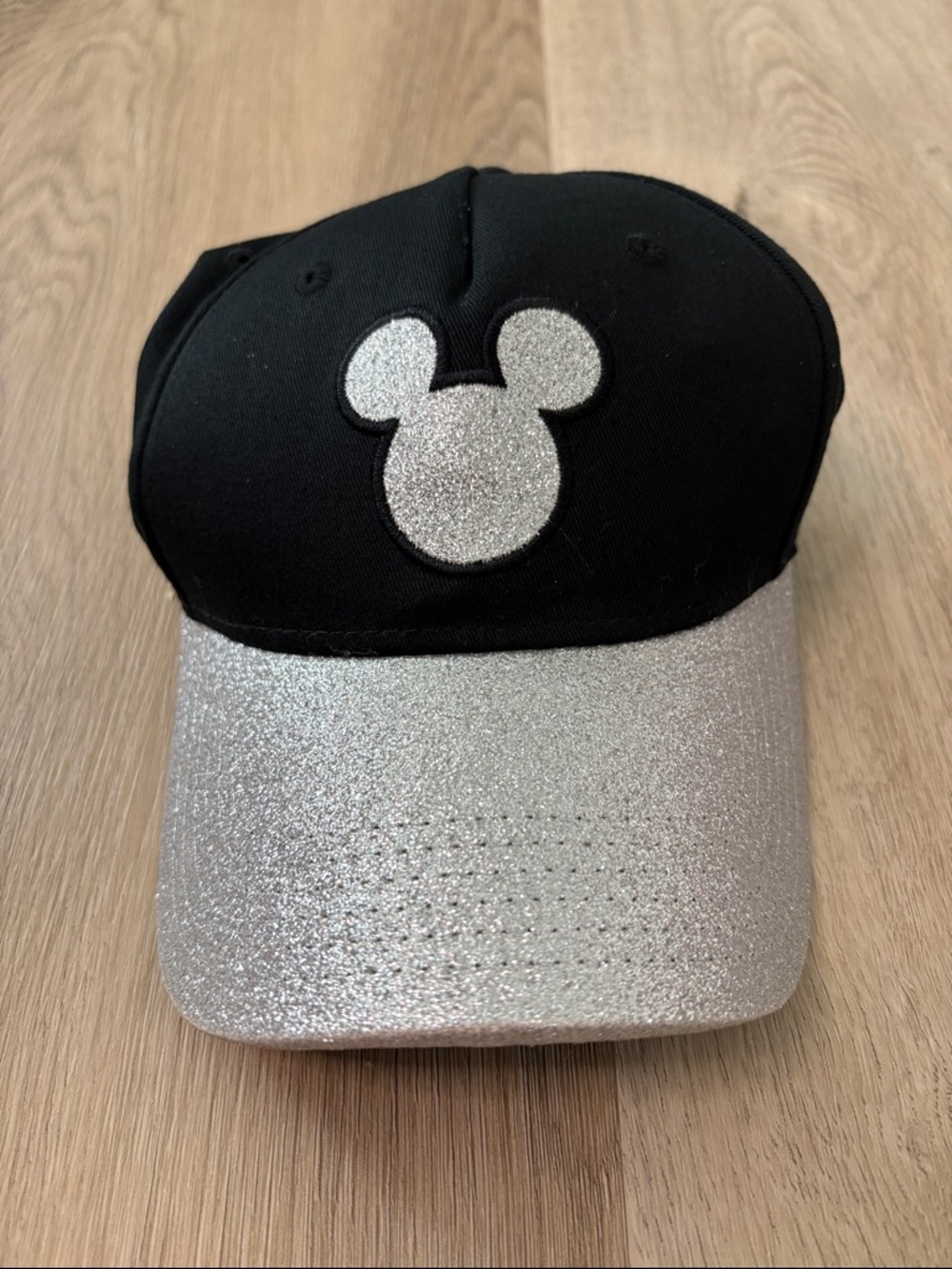✨ NEW Disney Mickey Mouse Glitter Baseball Cap - Jerry Leigh Adult  vacation